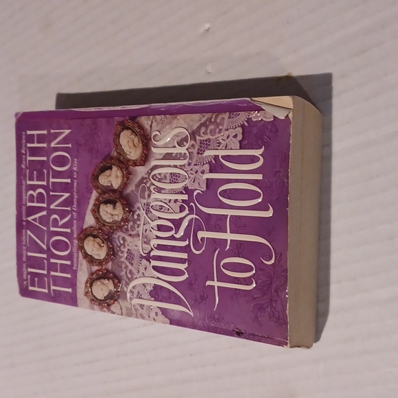 $4 Add-on "Dangerous To Hold" by Elizabeth Thornton - Paperback Novel - Picture 4 of 7